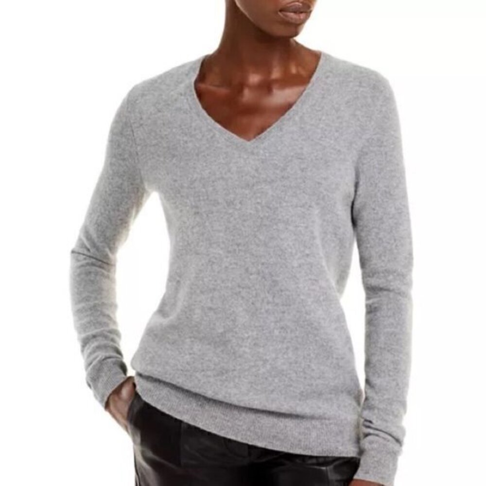 Calvin Klein Jeans V-Neck Wool Blend Sweater